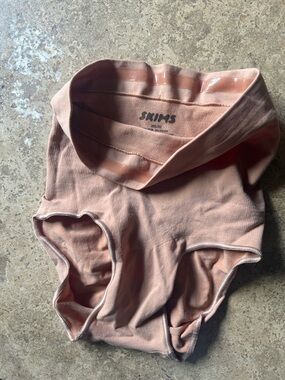 SKIMS High-Waist Shapewear Briefs in Rose Blush